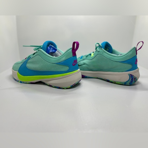 Nike Zoom Freak 5 GS Basketball Shoes Emerald Rise 7Y - Picture 4 of 9
